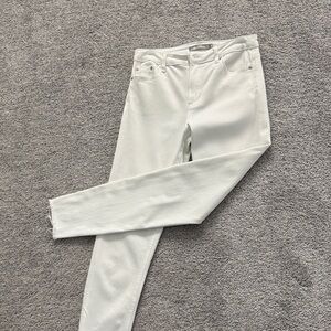 Tractr Women's White Ankle & Cropped Jeans